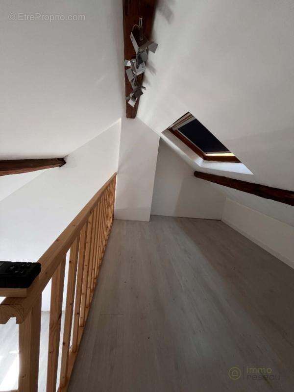 Maison 80 m² à Louvroil  - photo 10