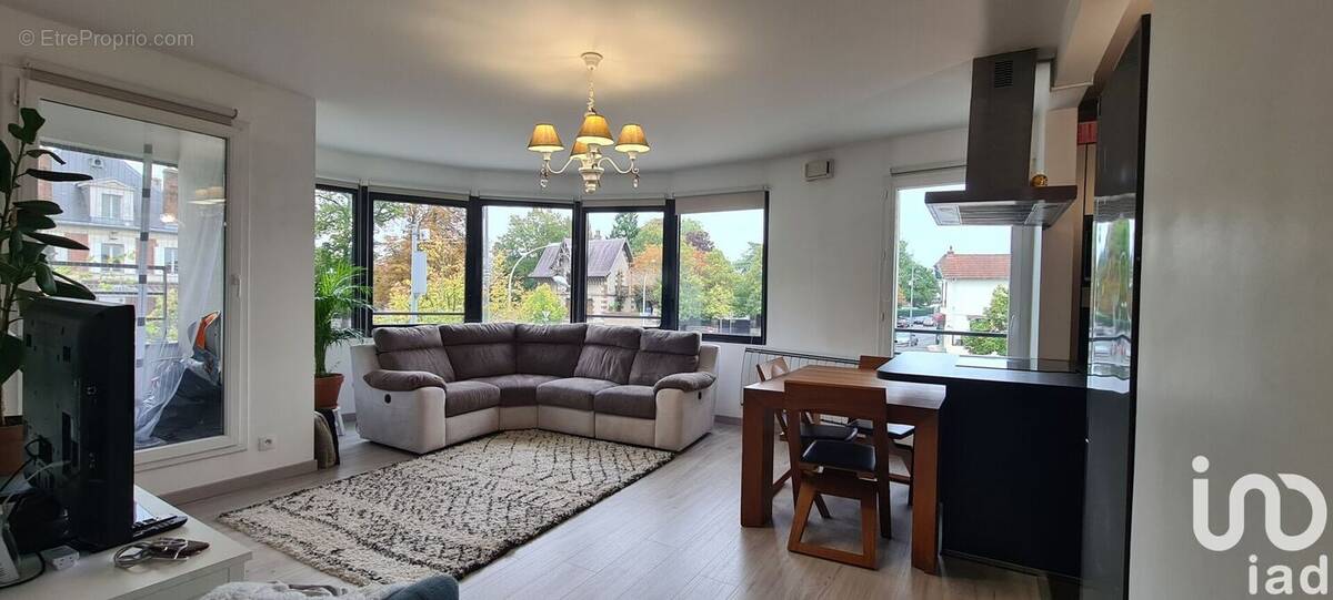 Photo 1 - Appartement à QUINCY-SOUS-SENART