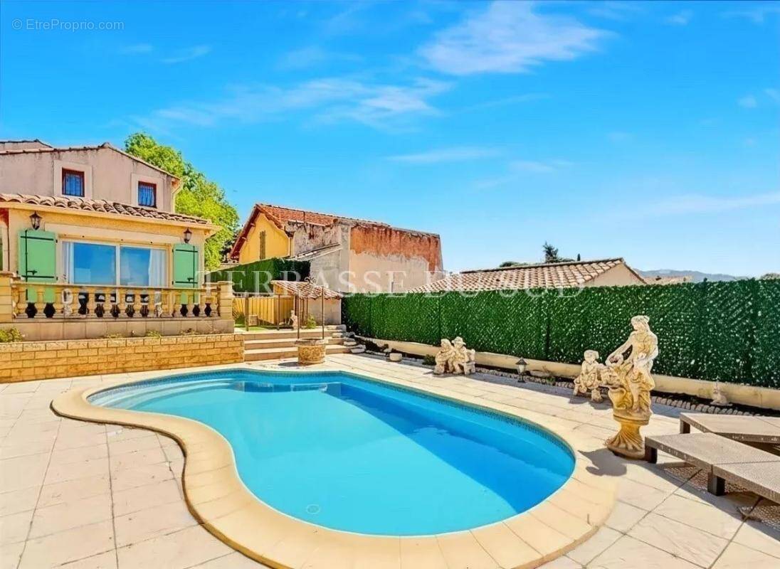 Maison à MARSEILLE-12E