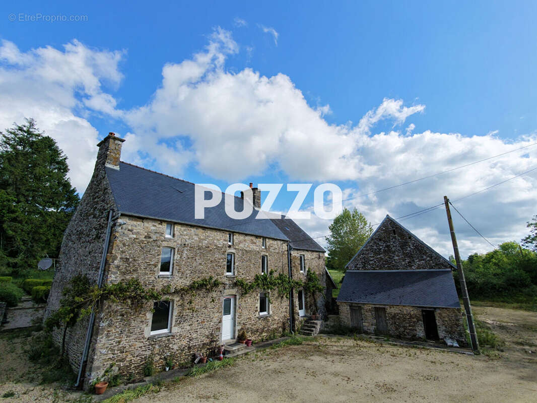 Maison à CANVILLE-LA-ROCQUE