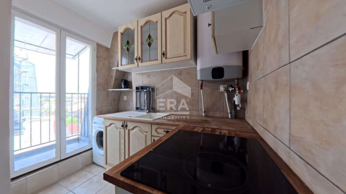Studio dernier etage vue degagee - bd marcel sembat - photo 5