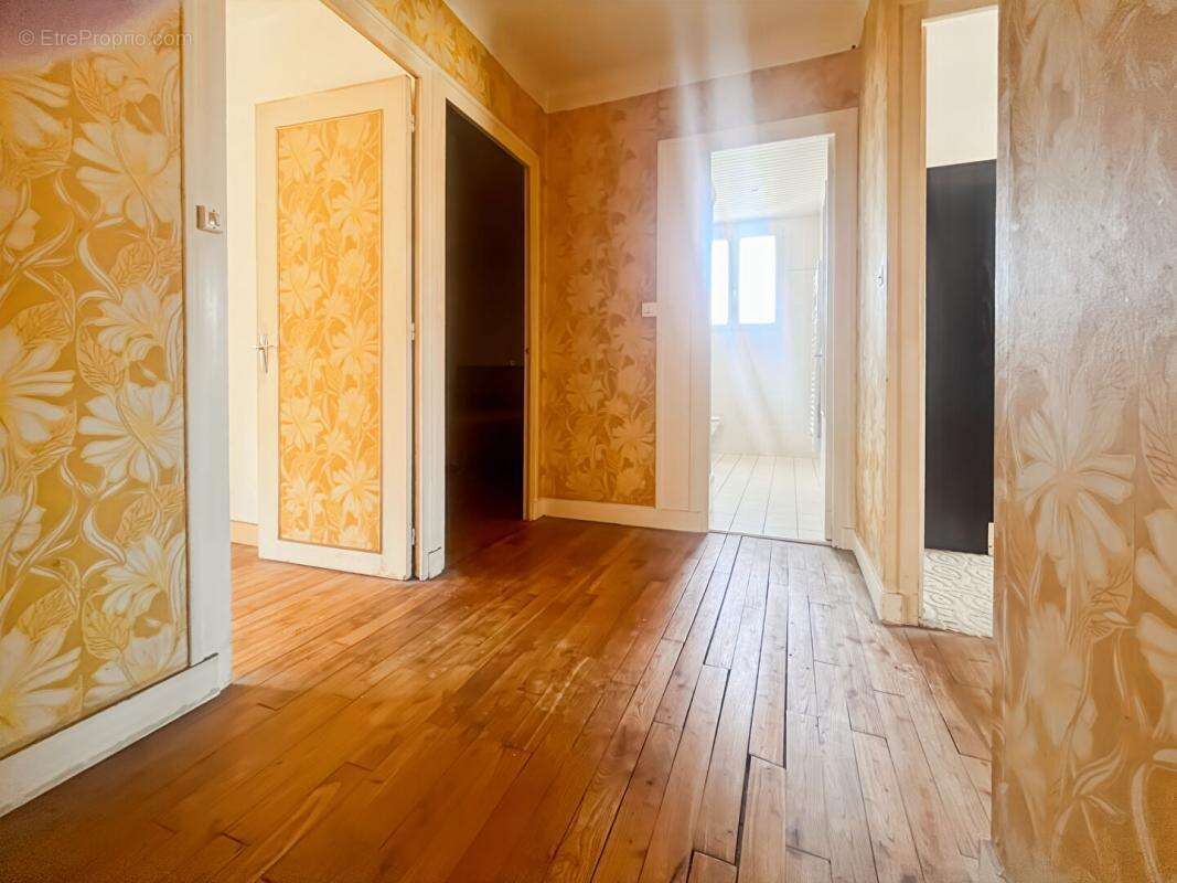 Maison à SAINT-MICHEL-CHEF-CHEF