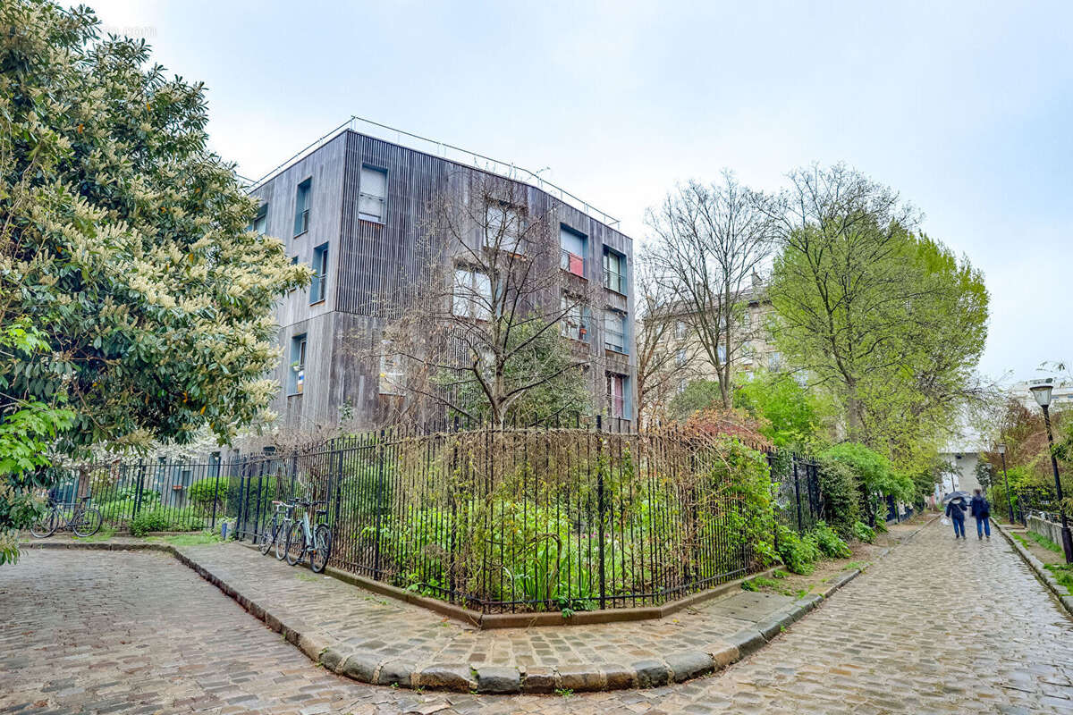 Appartement à PARIS-14E