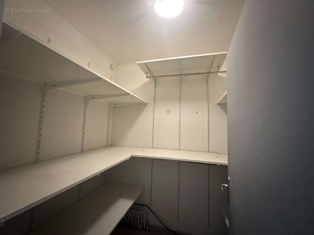 Appartement à SAINT-MARTIN-DE-CRAU