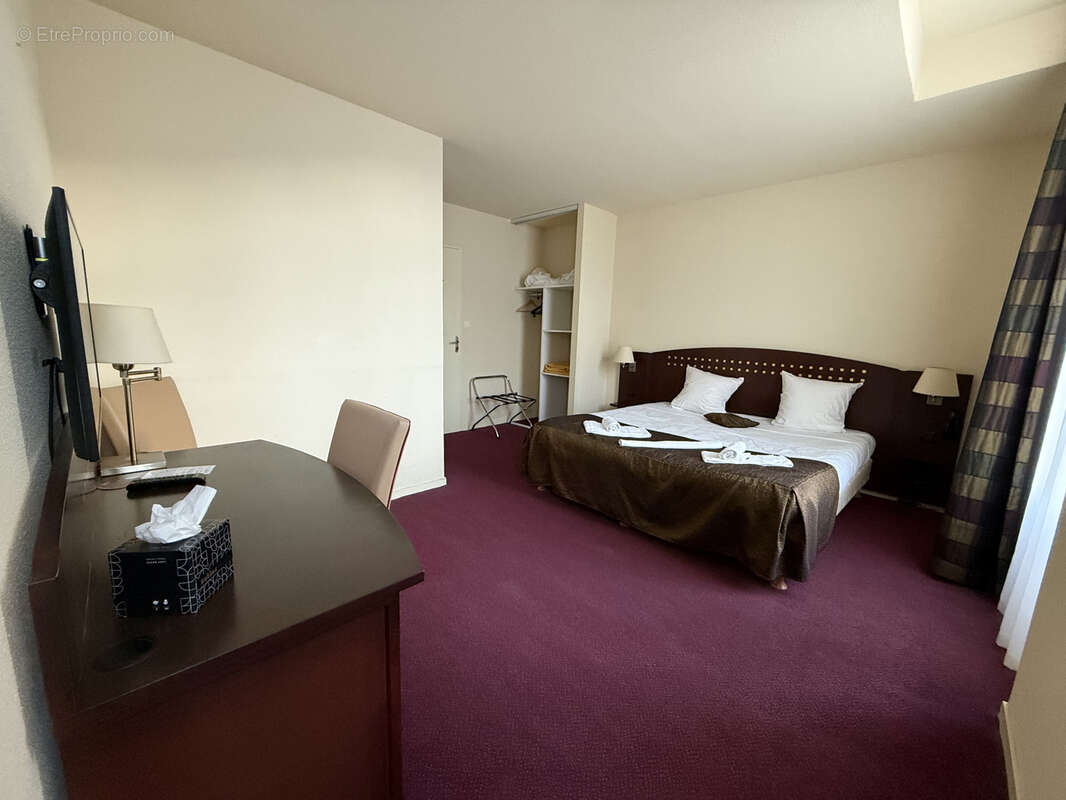 Commerce à LA BOURBOULE