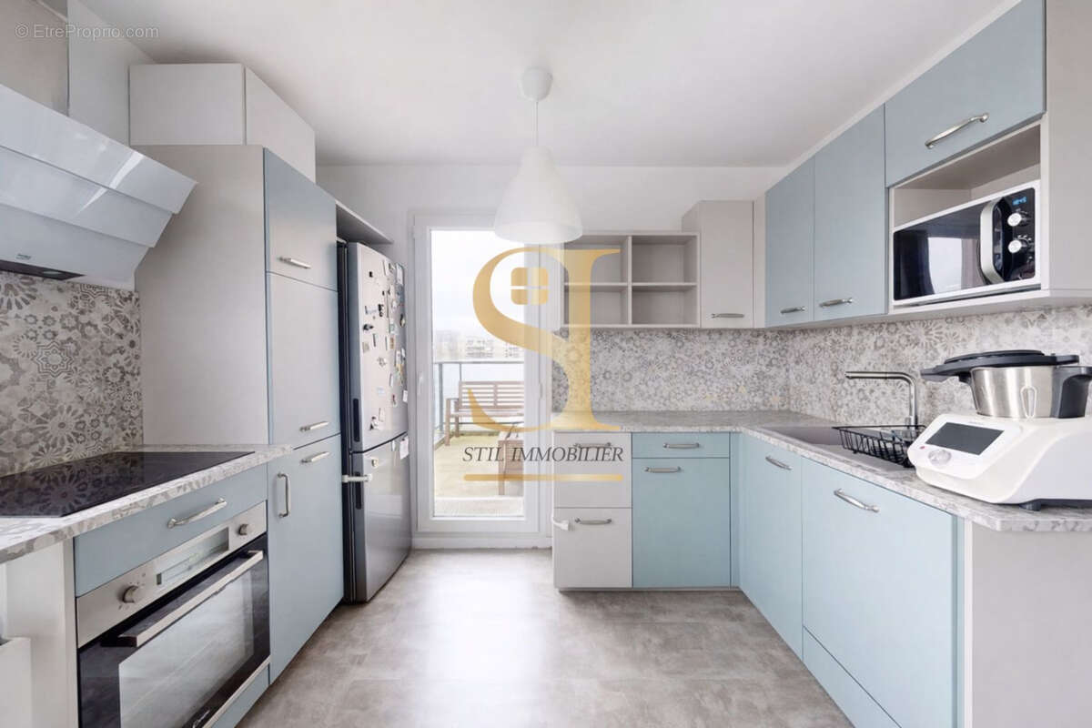 Appartement à ROISSY-EN-BRIE