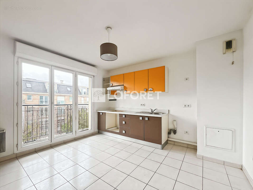 Appartement à MAISONS-ALFORT