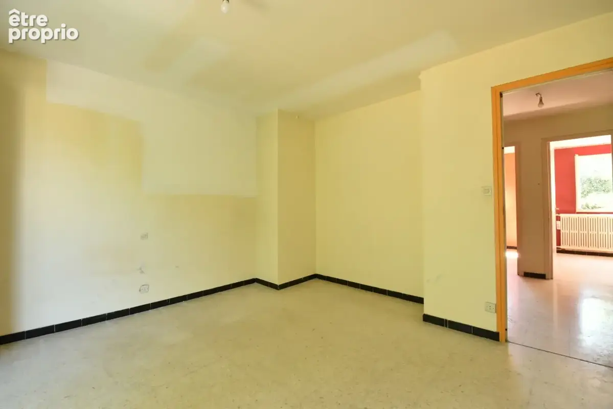 Maison à vendre 5 pièces JUVIGNAC (34), A rénover 4 chambres 96,66 m2-Terrain 175m2 - photo 3