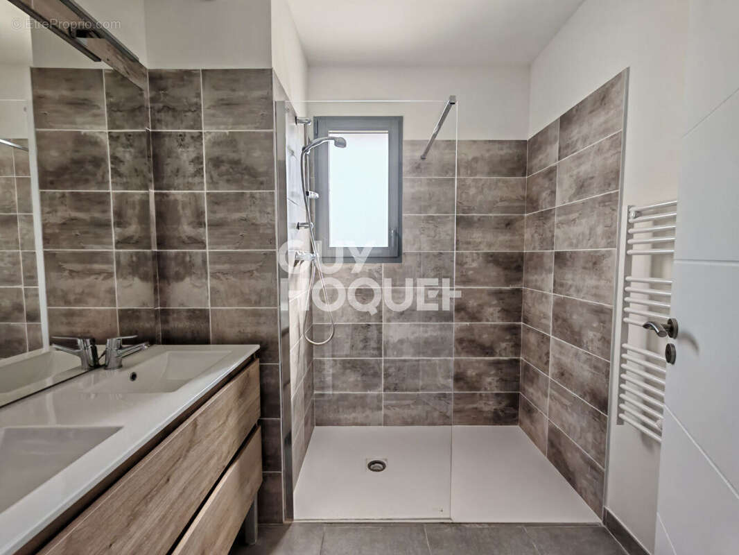 Appartement à SARRIANS
