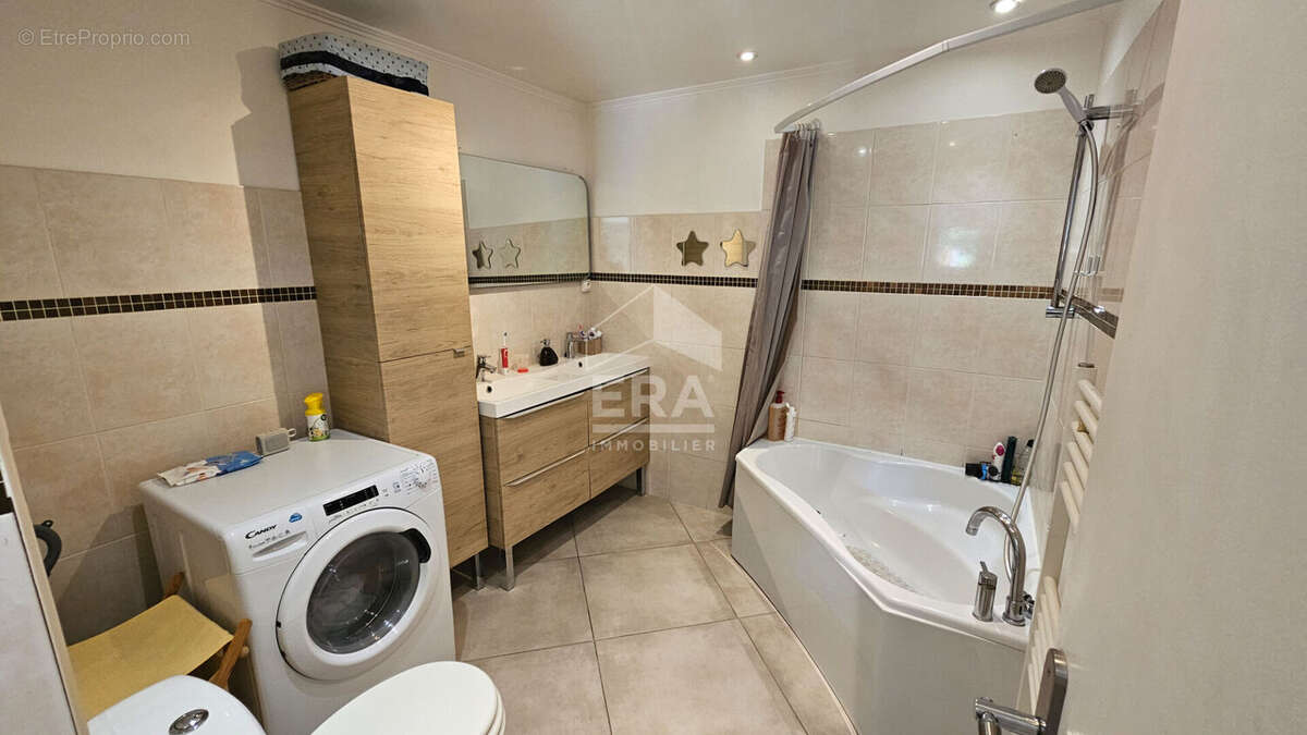 Appartement à VENCE