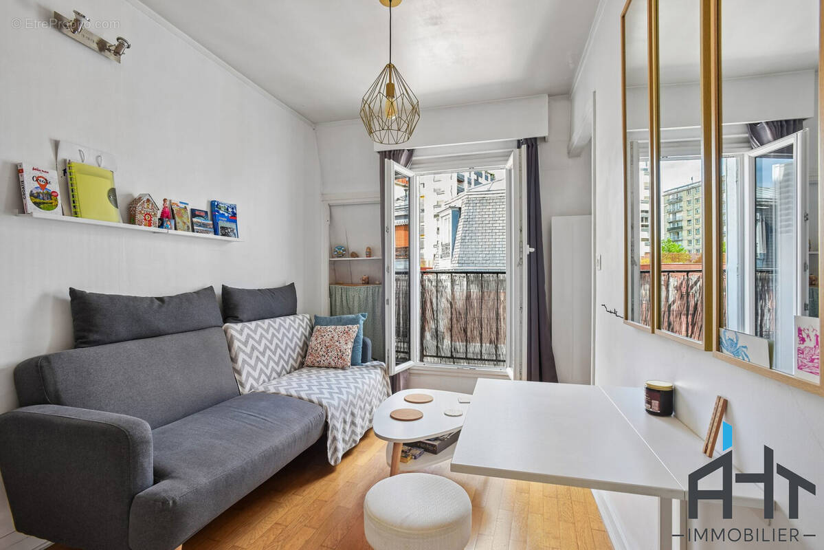 Appartement à PARIS-12E