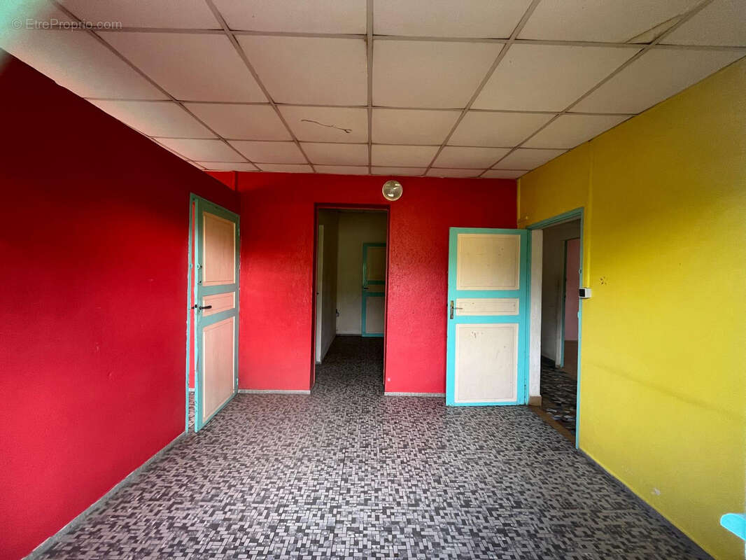 Maison à CAPESTERRE-BELLE-EAU