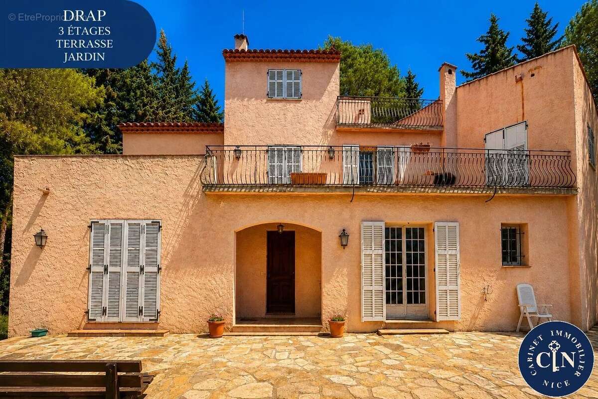 Maison à DRAP