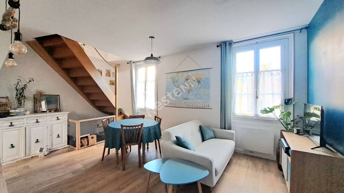 Appartement à ASNIERES-SUR-OISE