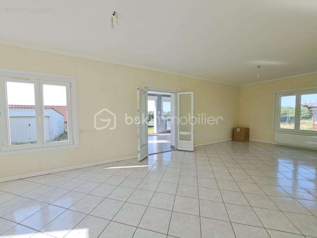 Pavillon dans un secteur calme et recherche d'abbeville - photo 3