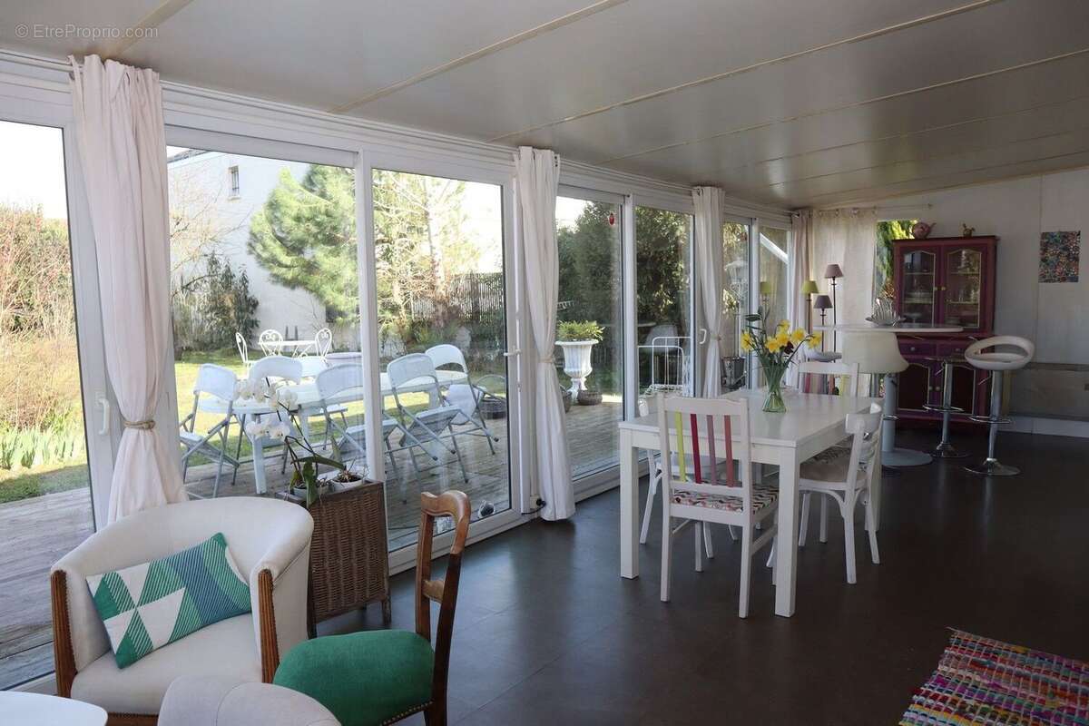 Maison à VILLEMANDEUR