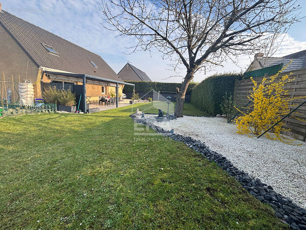 Maison à HENIN-BEAUMONT