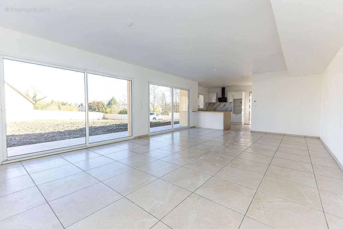 Photo 3 - Maison à MAZEROLLES