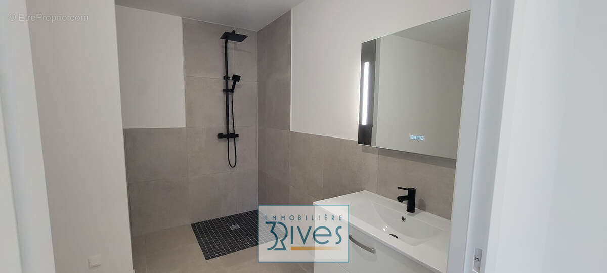 Maison à SAINT-MELAINE-SUR-AUBANCE