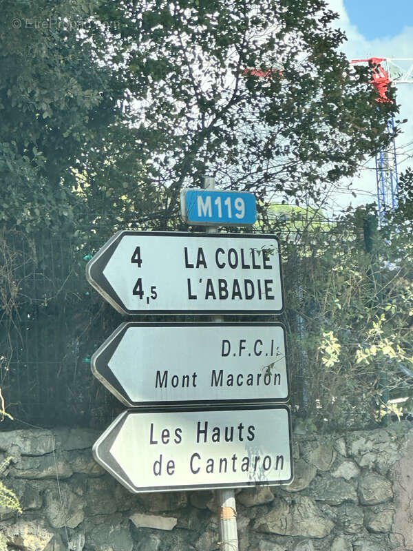 Terrain à SAINT-ANDRE-DE-LA-ROCHE