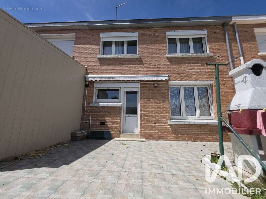 Photo 2 - Maison à LEVAL