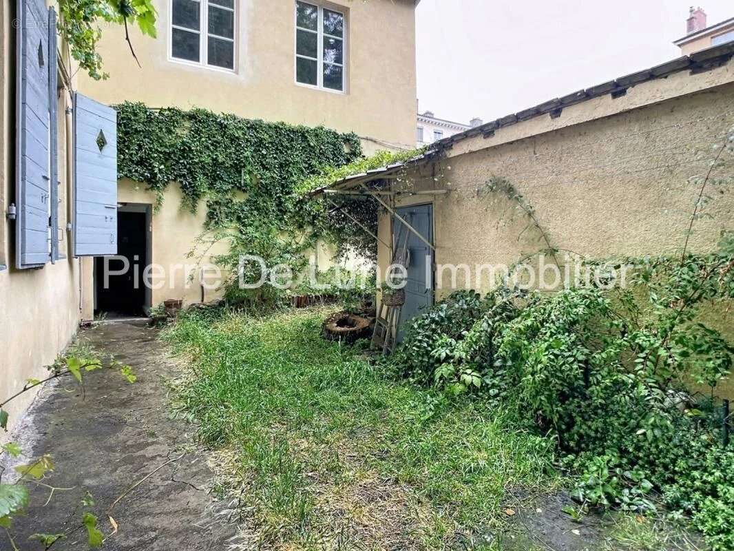 Appartement à LYON-1E