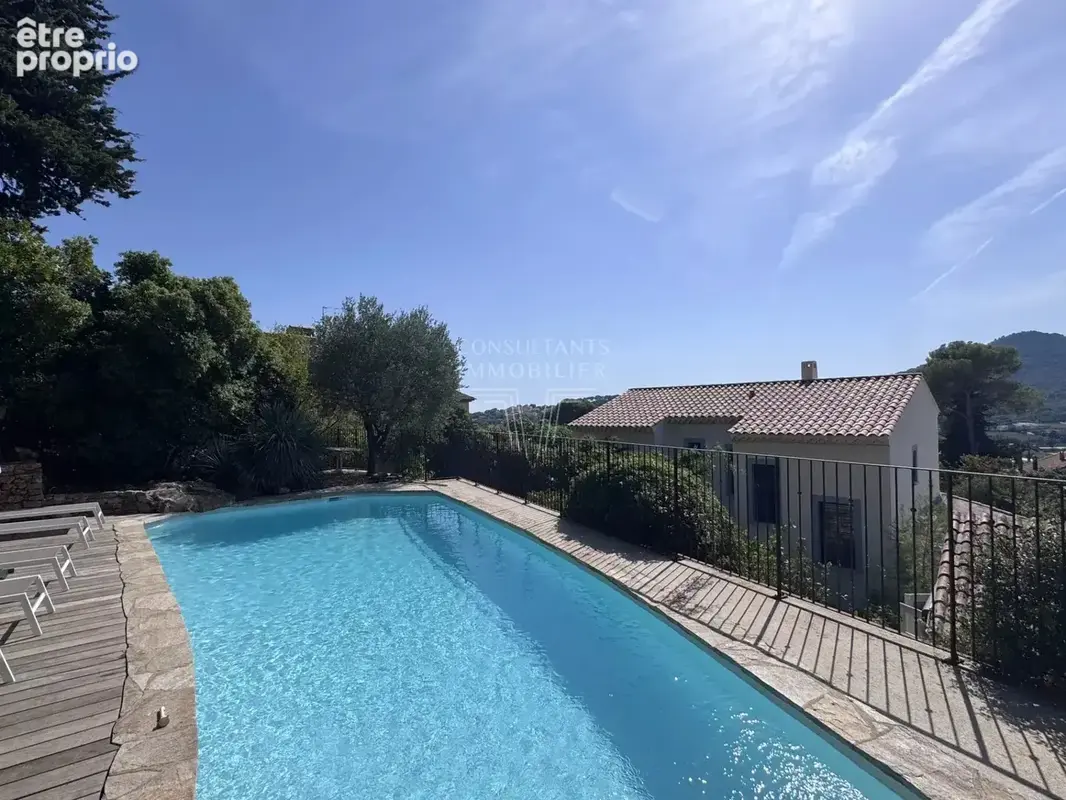 Photo Maison à Carqueiranne au prix de 1 590 000€