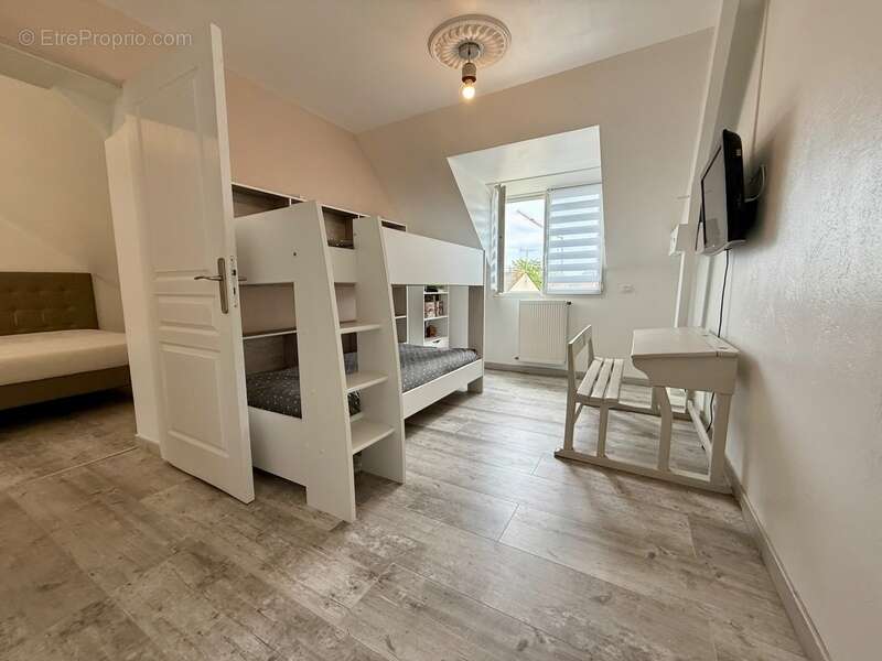 Maison à VILLEVEQUE