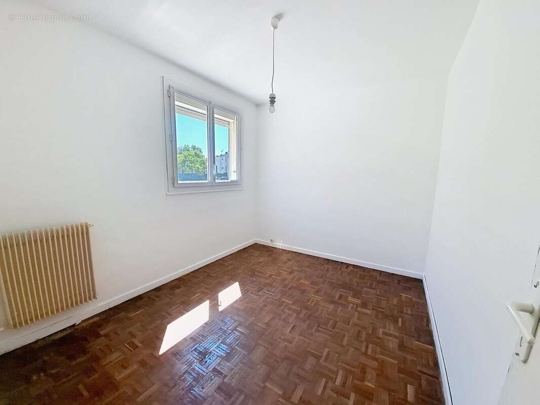 Photo 9 - Maison à LA QUEUE-EN-BRIE