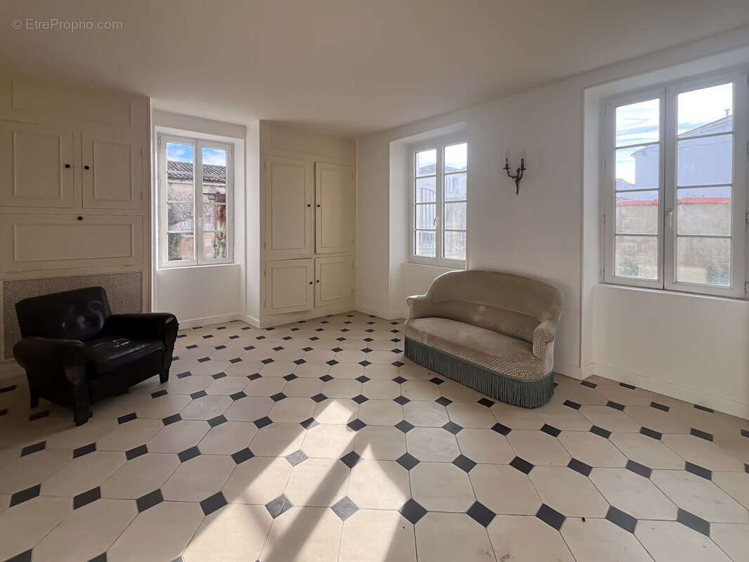 Maison à SAINT-XANDRE