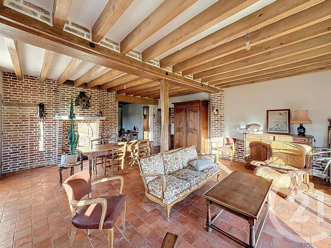 Maison à MENESTREAU-EN-VILLETTE