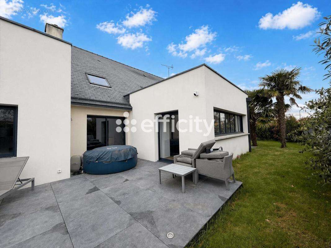Maison 210 m² à Brece  - photo 17