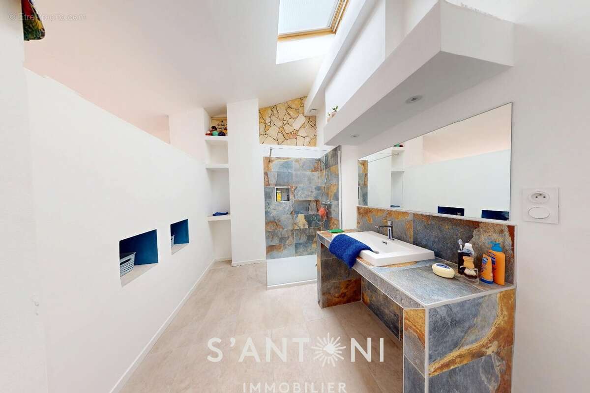 Puissalicon  Maison de village rénovée, un véritable coup de cur - photo 9