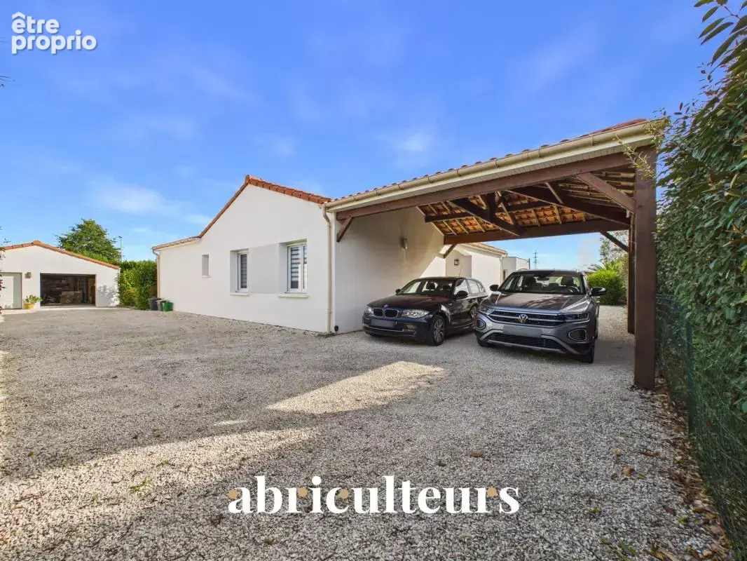 Belle maison contemporaine de plain pied  sur terrain de 1087 m2 en vente à Sainte-Pazanne (44680) - photo 14
