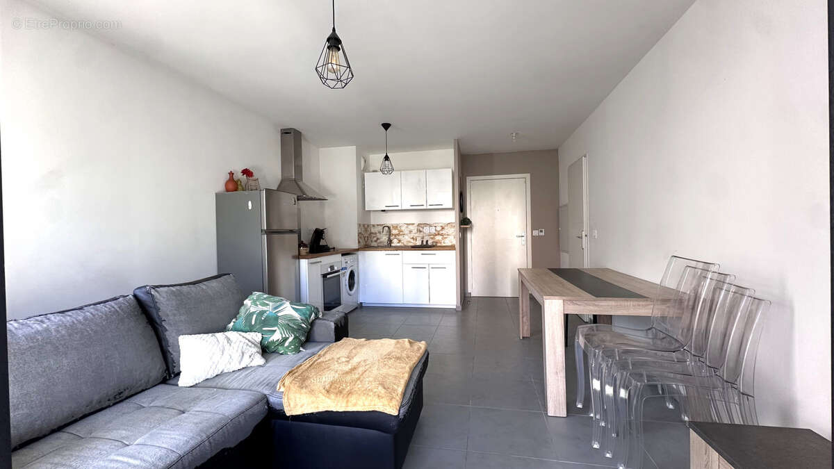 Appartement à MARSEILLE-14E