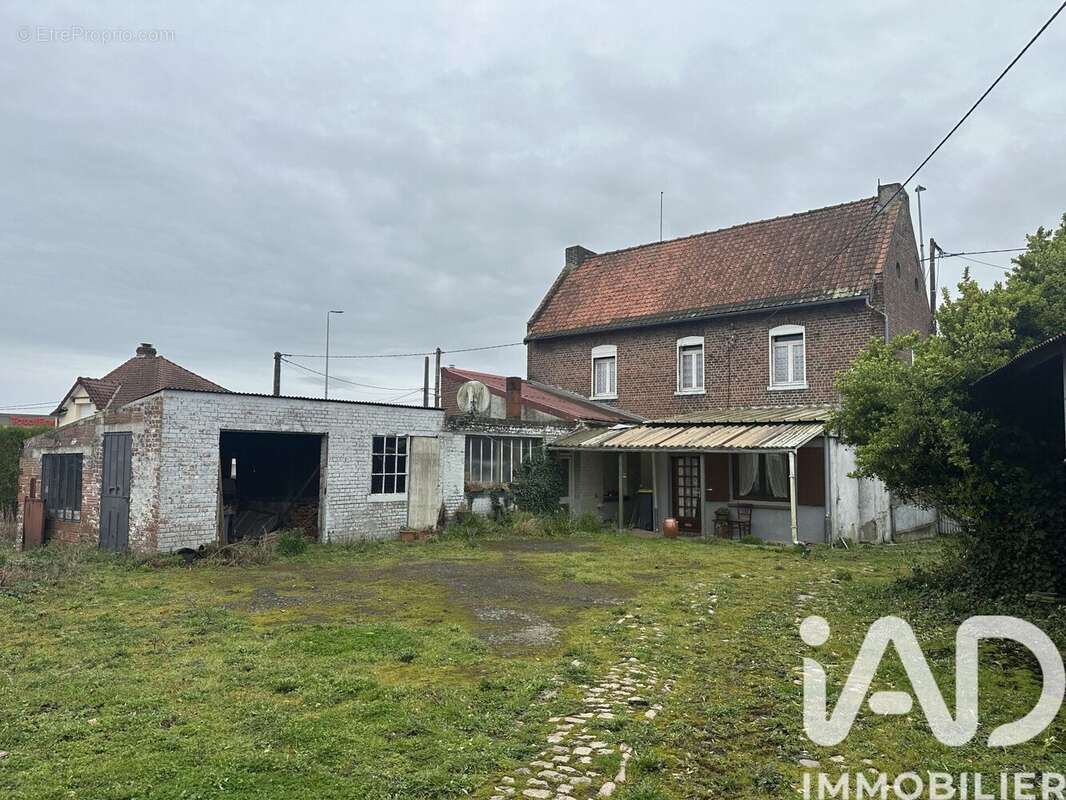 Terrain 4832 m² à Fresnes-Les-Montauban  - photo 4
