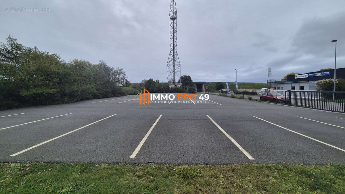 Commerce à LES SABLES-D&#039;OLONNE