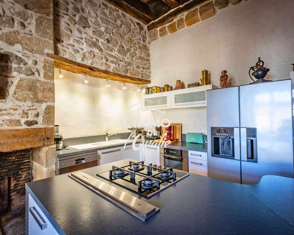 Maison à BEAULIEU-SUR-DORDOGNE