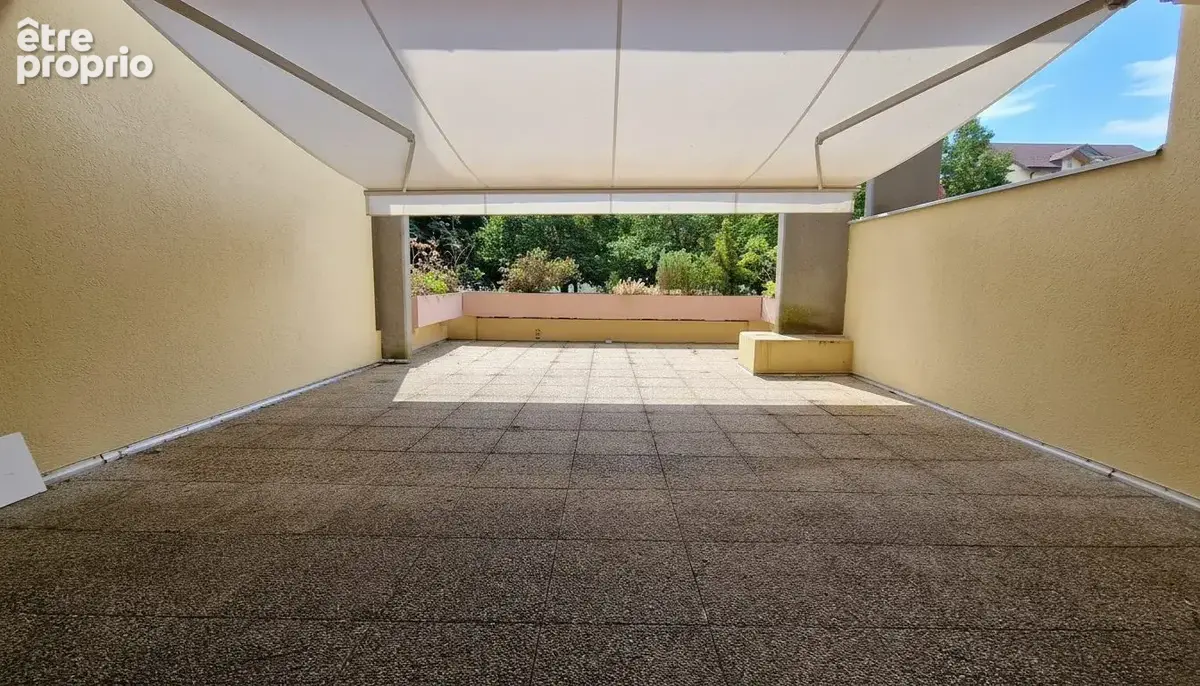 Appartement 3 pièces 79 m² à vendre à Saint-Julien-En-Genevois (74160) - photo 2