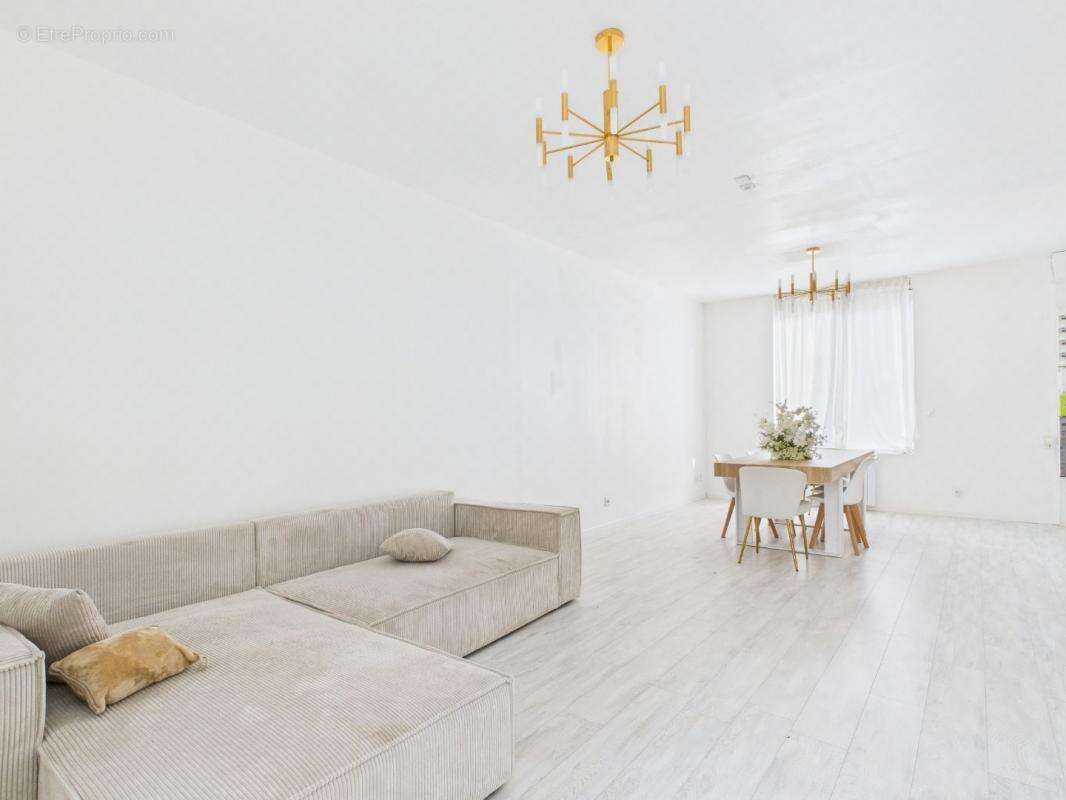 Maison à SAINT-QUENTIN