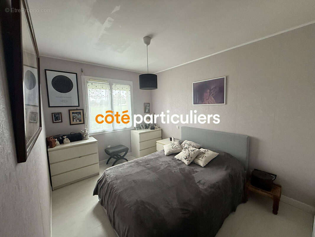 Maison à CAMPS-SUR-L&#039;ISLE