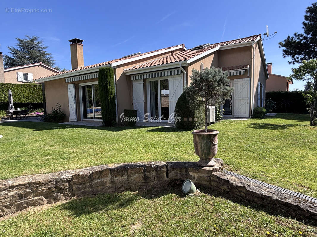 Maison à SAINT-CYR-AU-MONT-D'OR