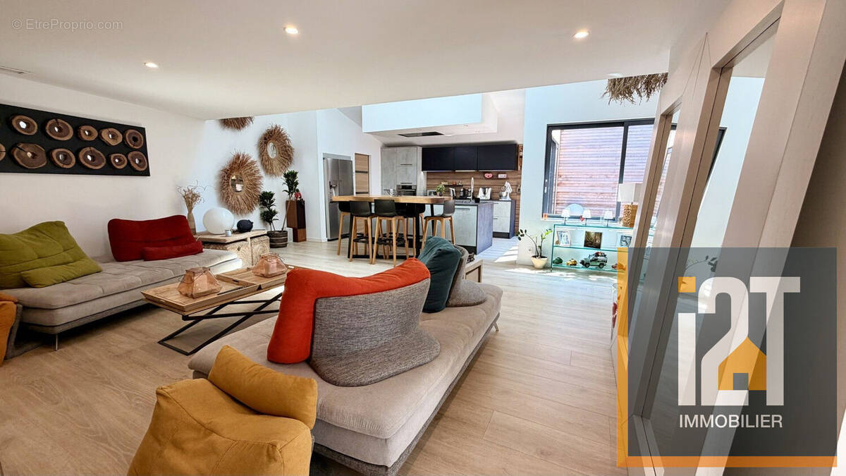 Appartement à NIMES