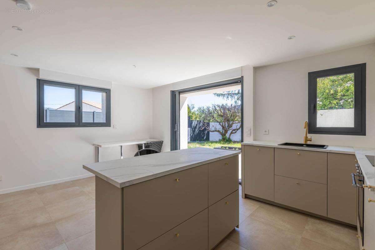 Appartement à SANARY-SUR-MER