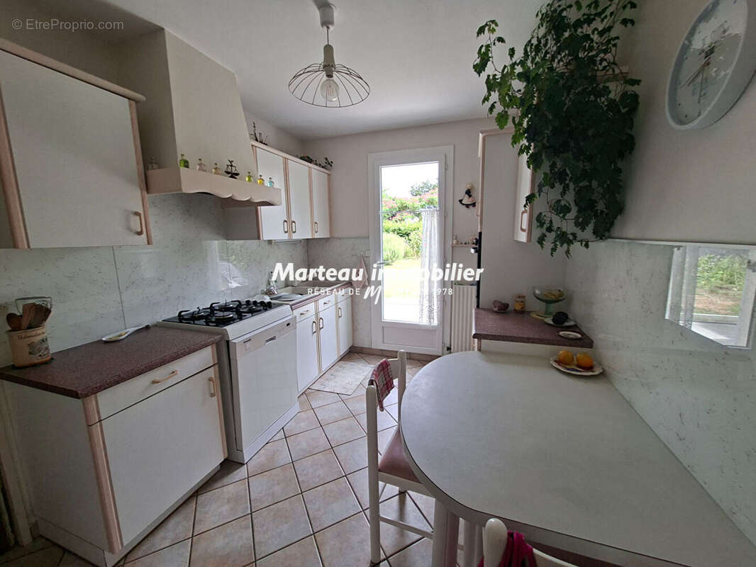 COULAINES Maison 5 pièces 92m2 - photo 2