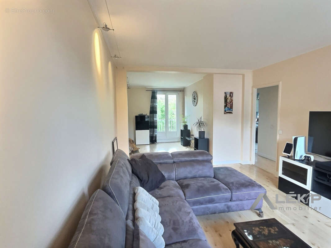 Appartement à RUEIL-MALMAISON