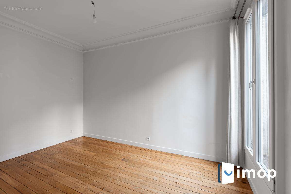 Appartement à PARIS-12E