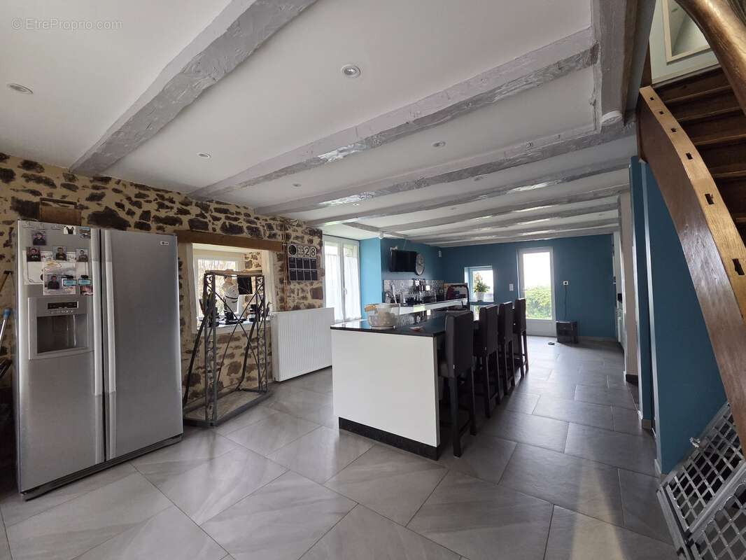 Maison à SAINT-MARTIN-TERRESSUS