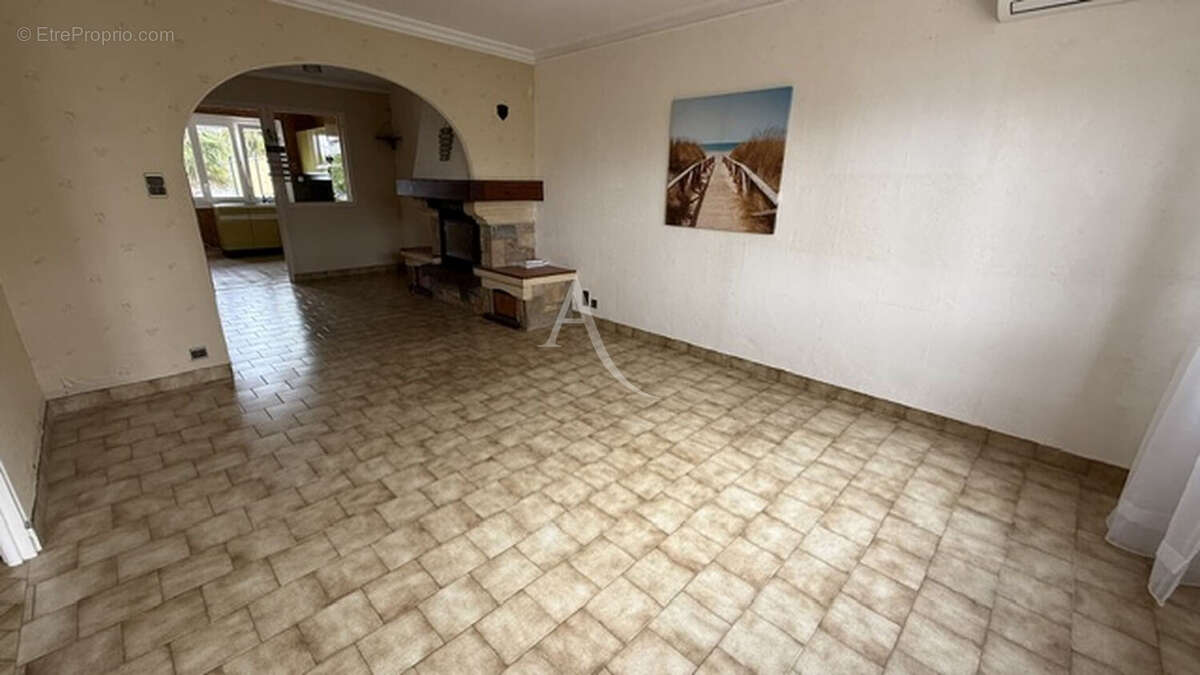 La roche sur yon maison a vendre - photo 2