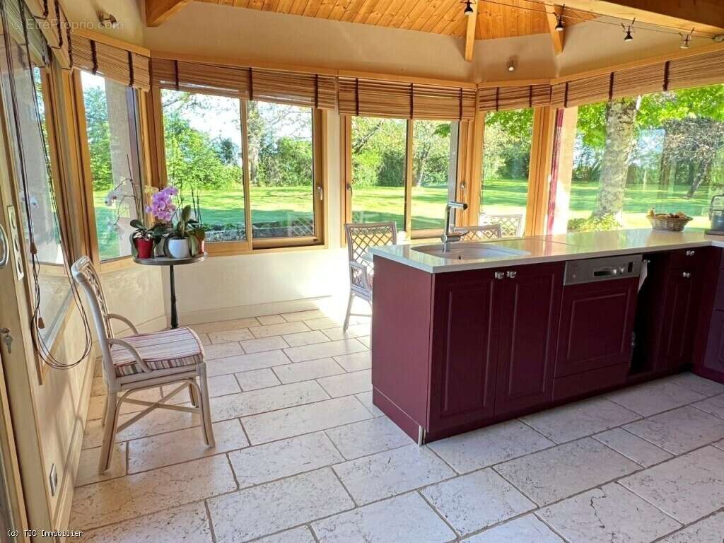 Maison à SAUZE-VAUSSAIS